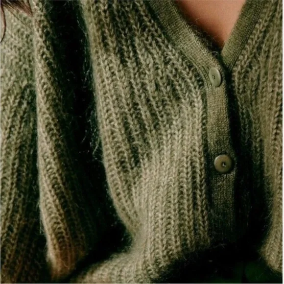 NWT Sezane Rare- Achille Cardigan size small - Picture 4 of 9